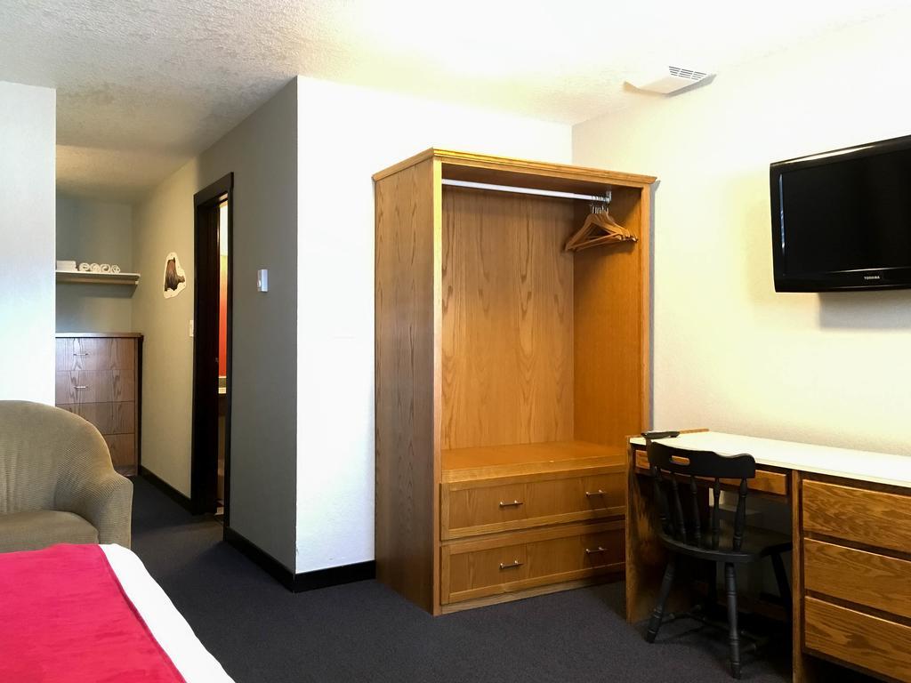 The Bulldog Hotel Силвер-Стар Экстерьер фото