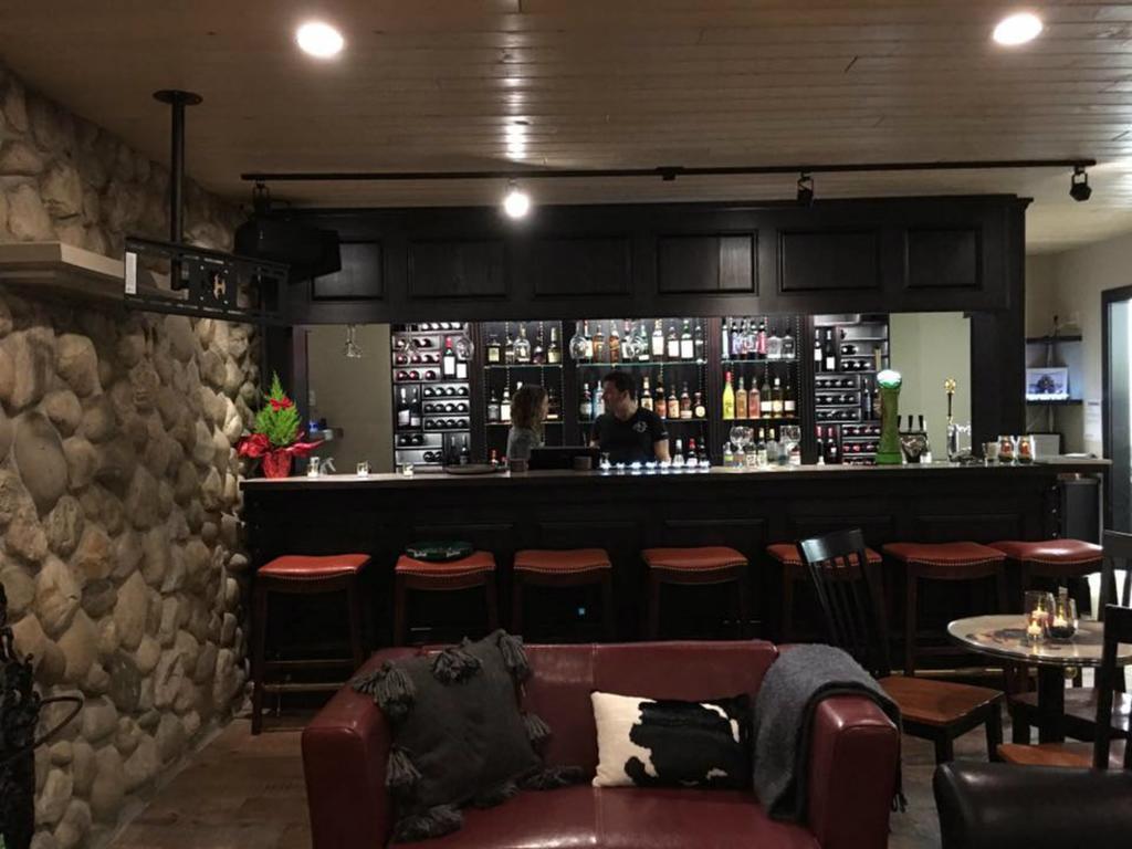 The Bulldog Hotel Силвер-Стар Экстерьер фото